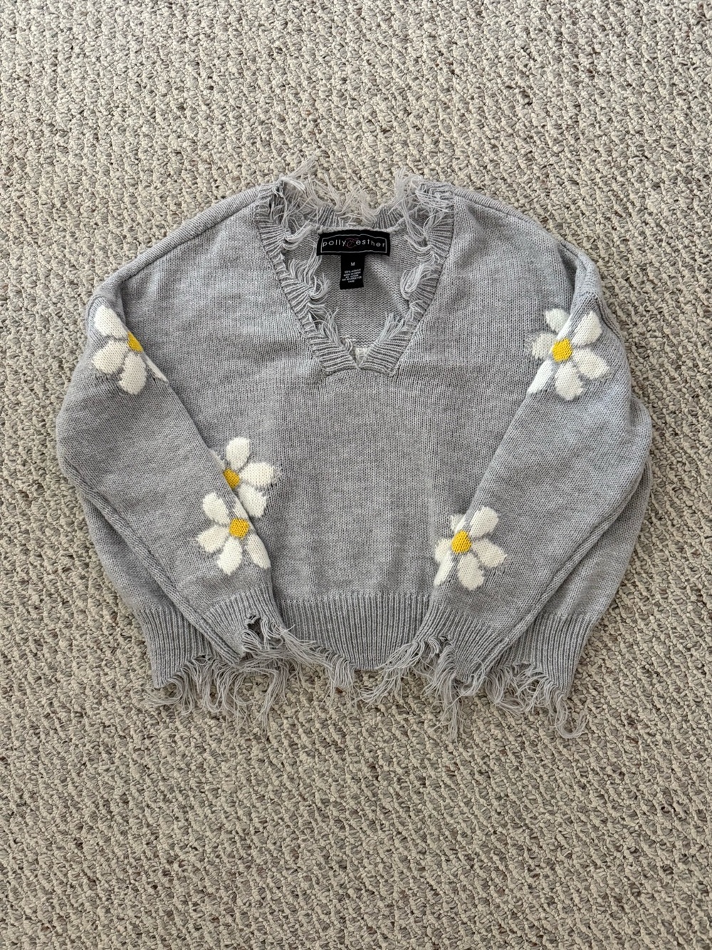 Polly & Esther Gray V-Neck Daisy Fringe Sweater with White and Yellow Flowers
